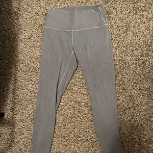 Wunder under lululemon leggings